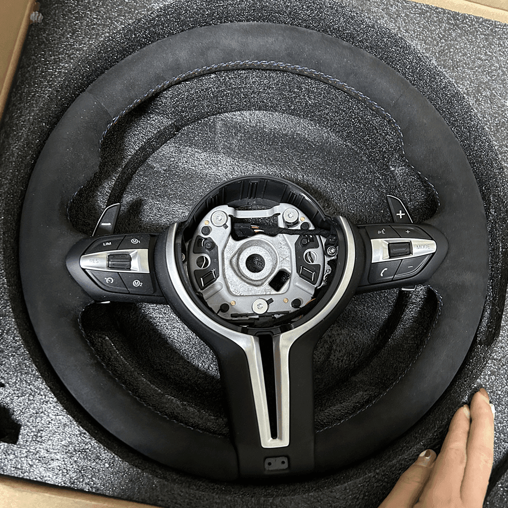 Alcantara M Sport Lenkrad Direksiyon Steering Wheel for BMW F10 F30 X5 E70 F15 F20 F32 F15 X1 E84 X6 E71 E60 F02 F25 E90 M3 M4 - YunLexus